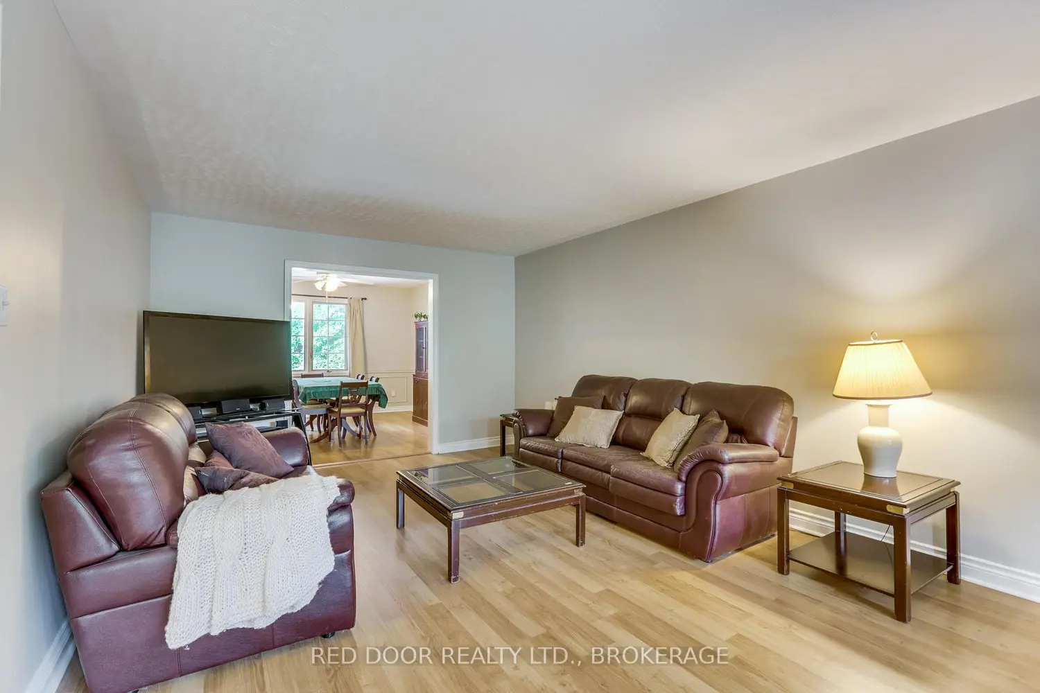 79 Greenbrier Crescent photo 3