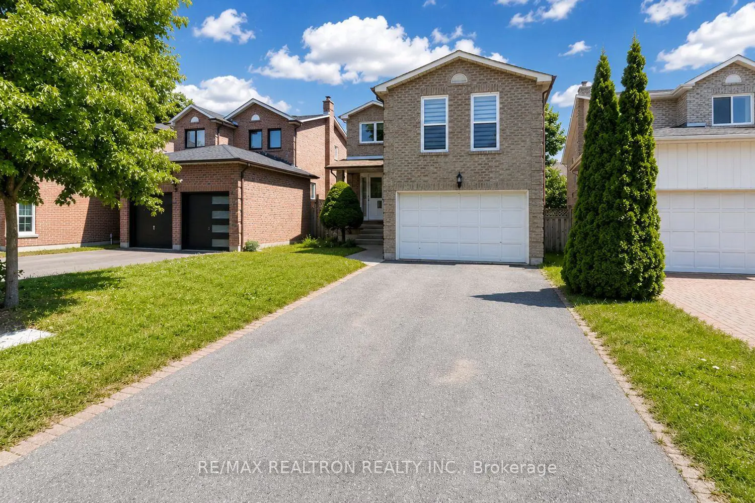 72 Halfmoon Square photo 2