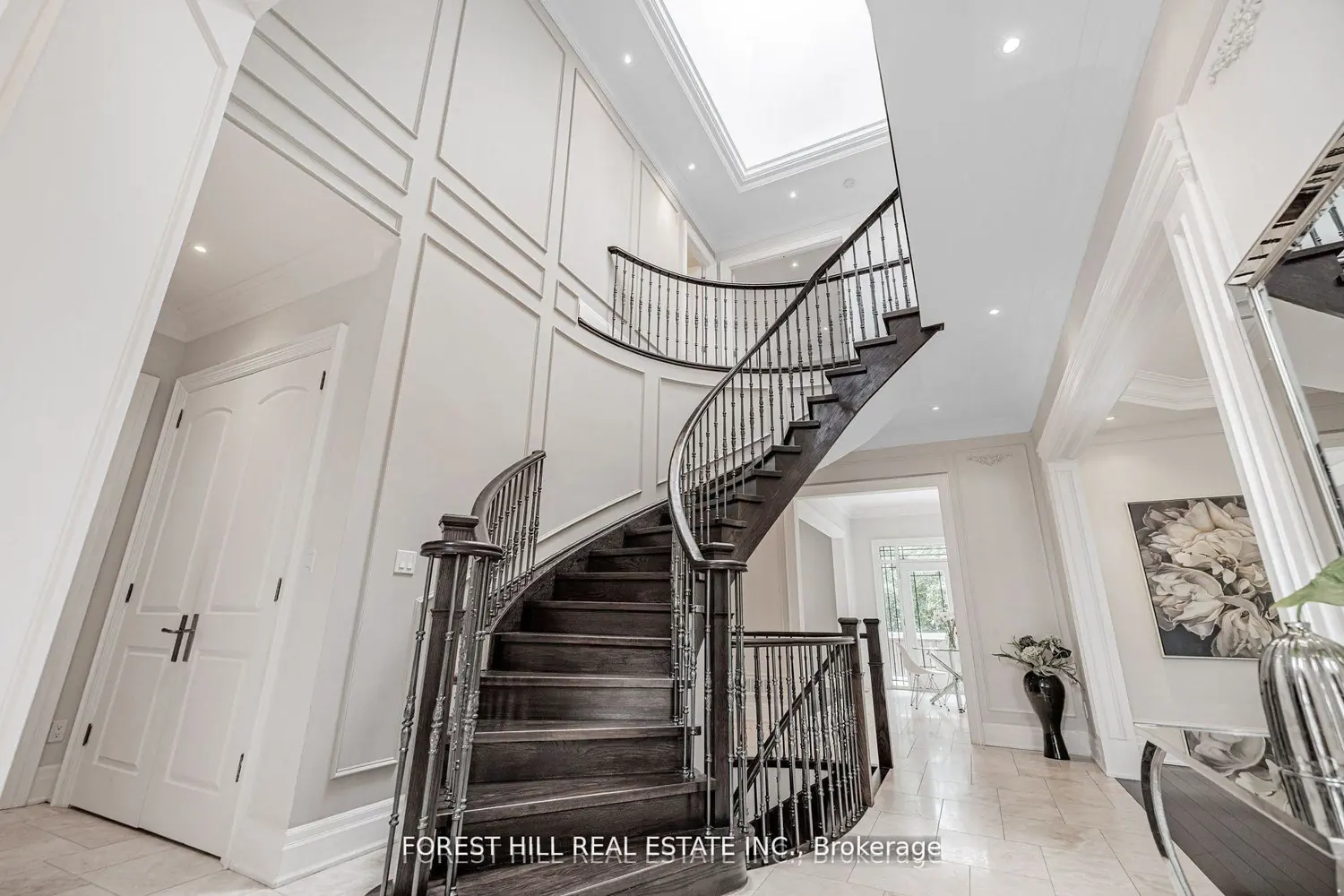 47 Terrace Avenue photo 2