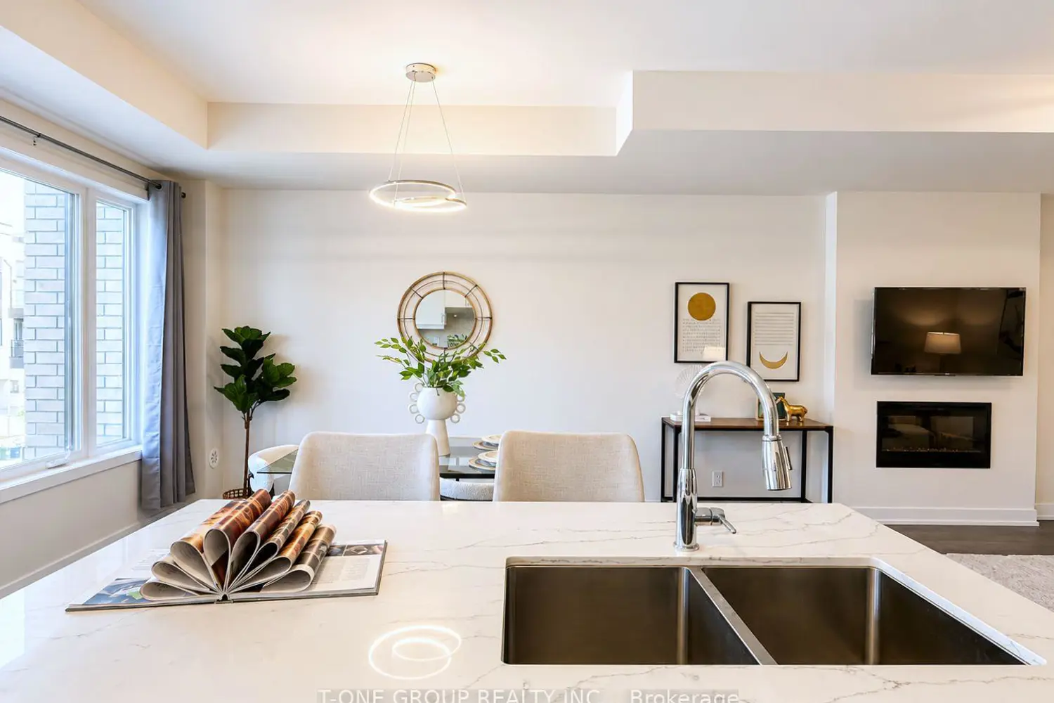 21 Gilbert Wright Avenue photo 3