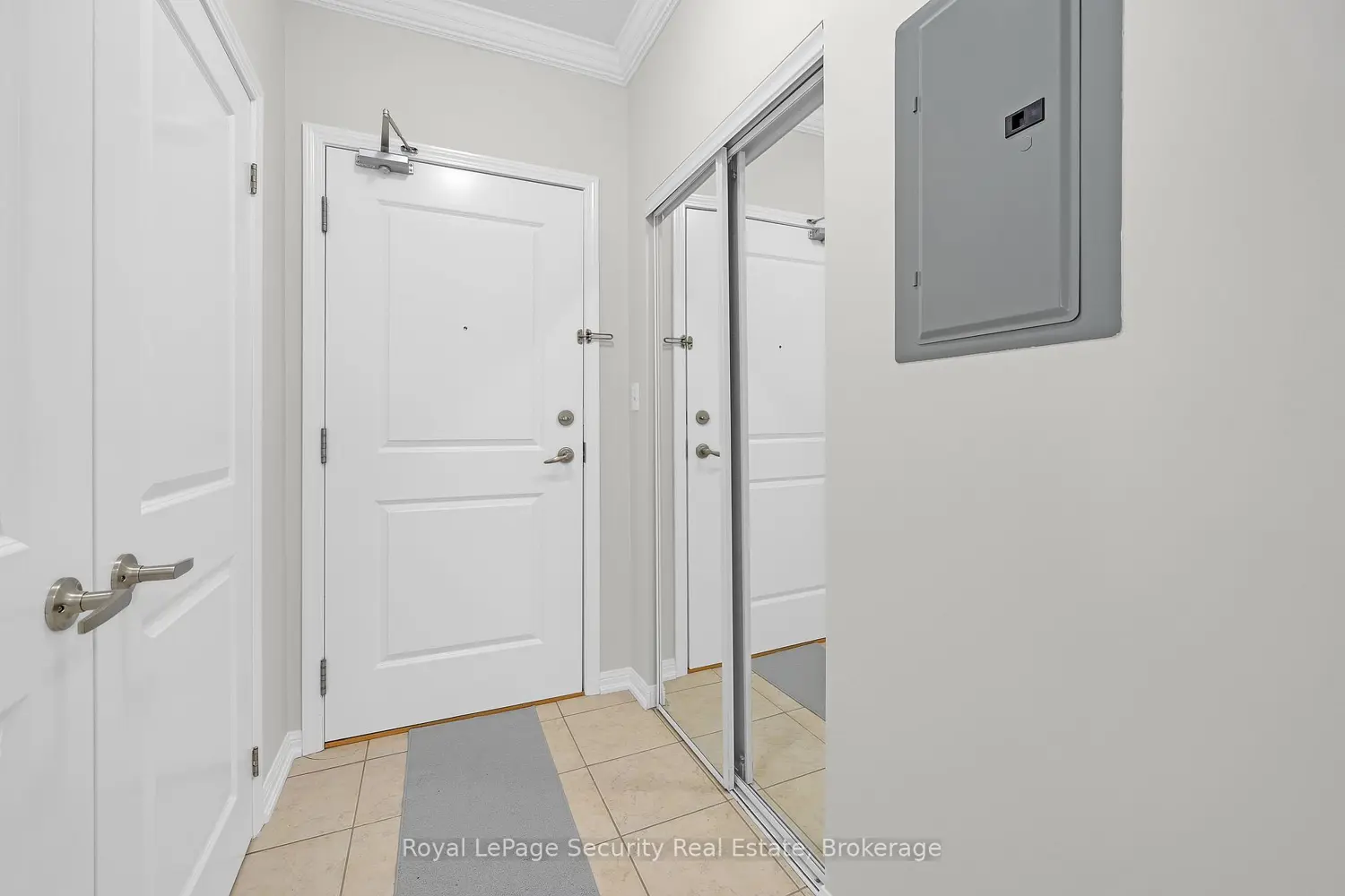 52 Harvey Johnston Way 101 photo 3