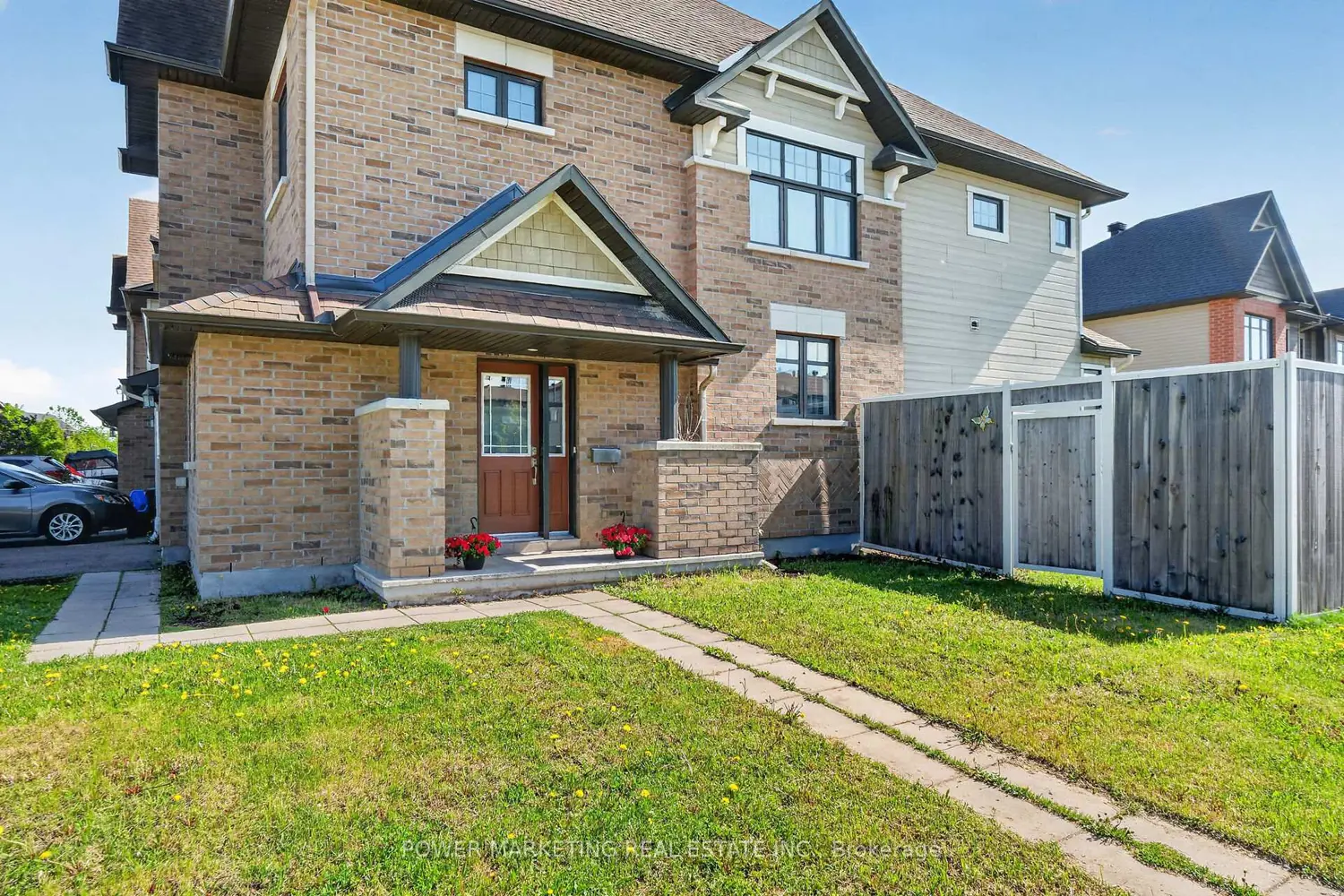 171 Lerta Way photo 3