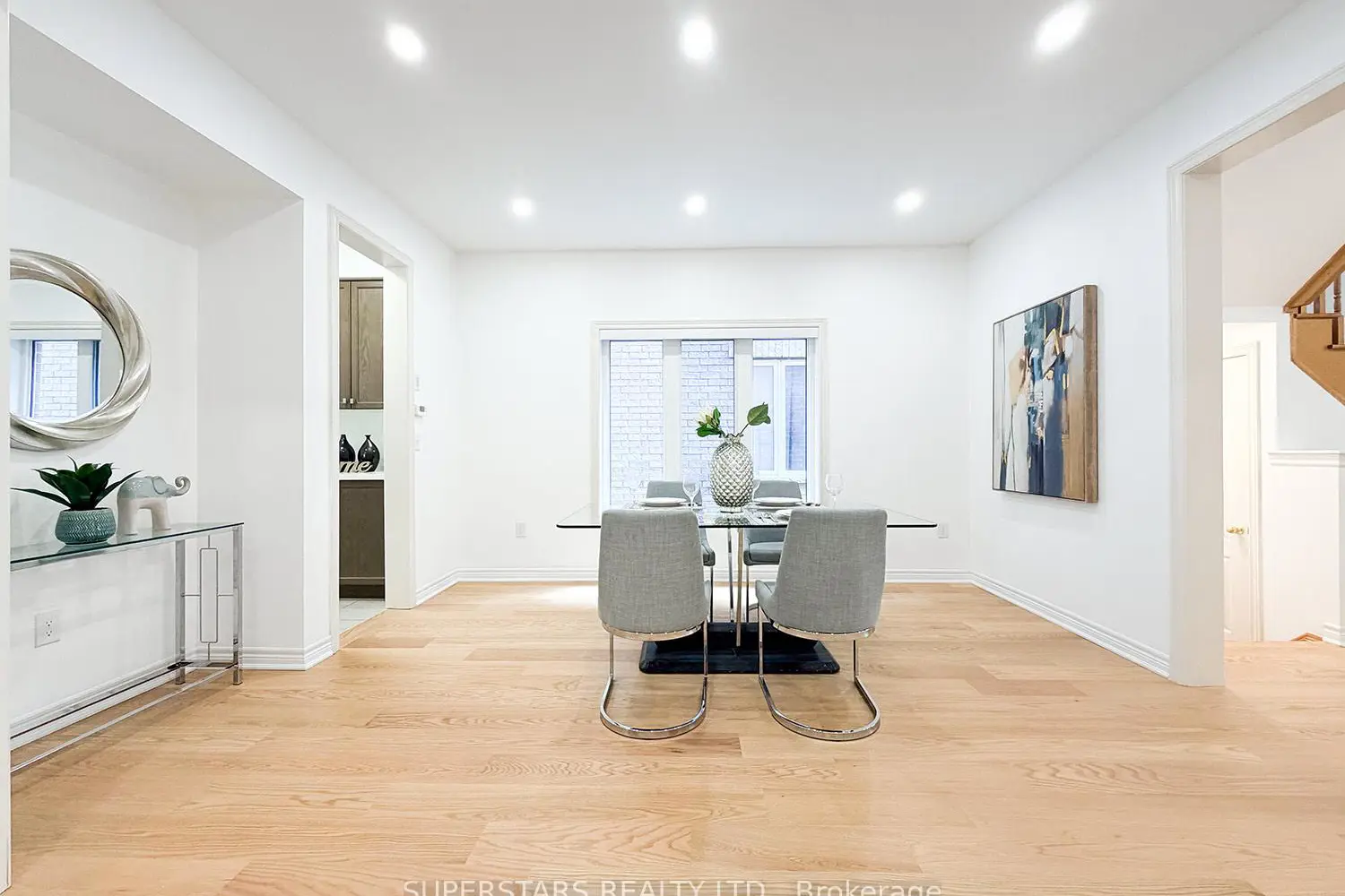 8 Kavanagh Avenue photo 5