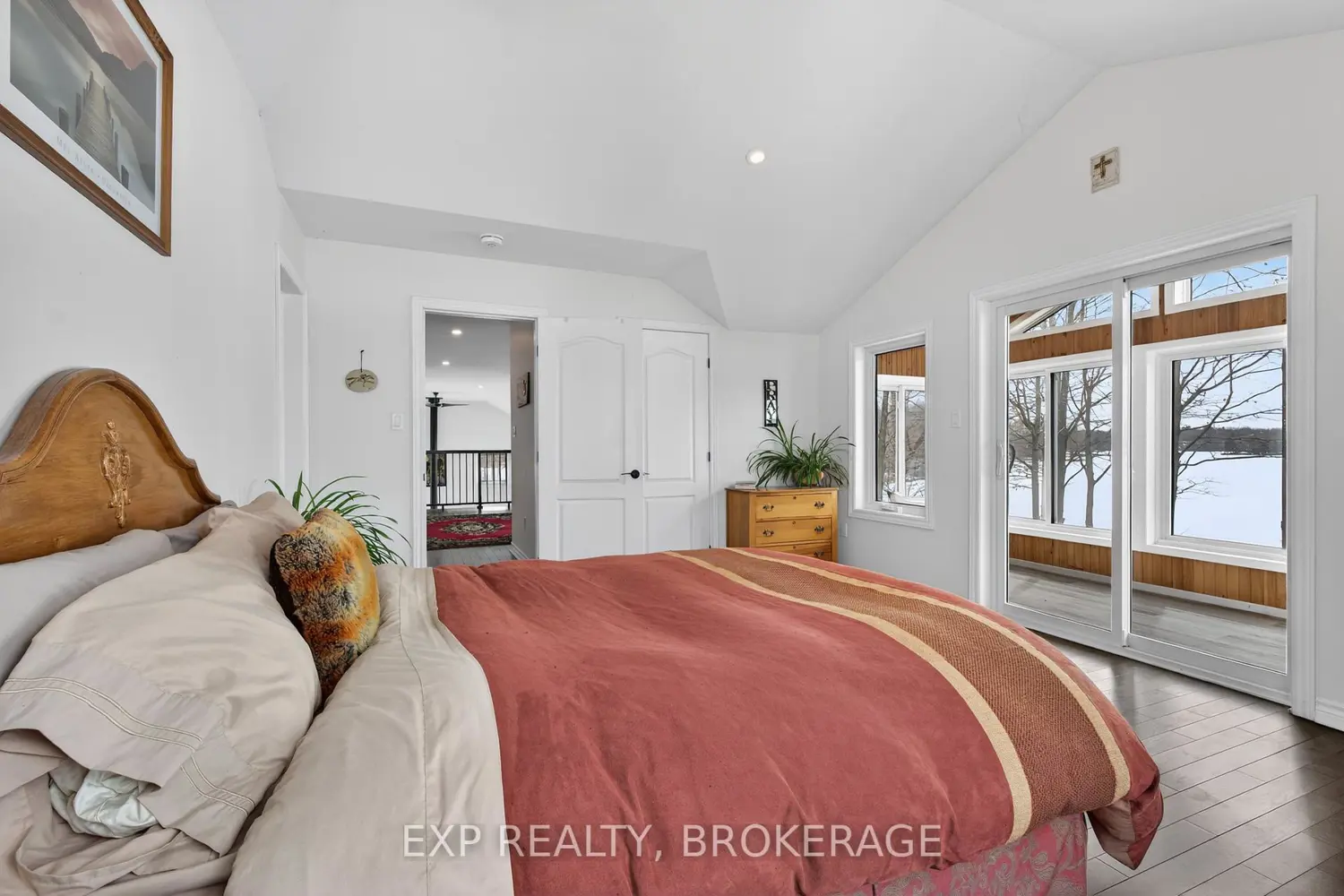 3855 Hideaway Lane photo 4