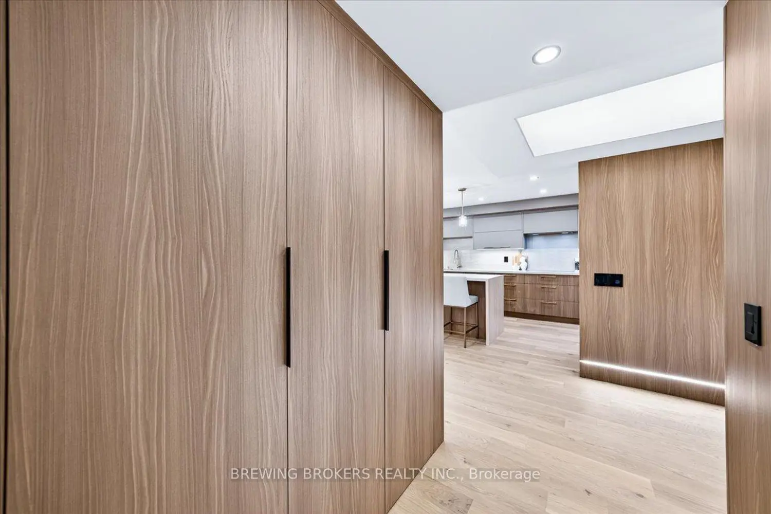 3600 Yonge Street 737 photo 2