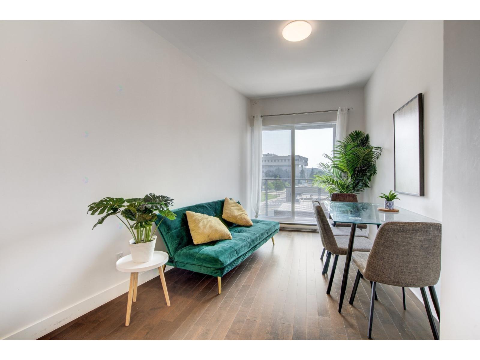 901 Av. Beaumont