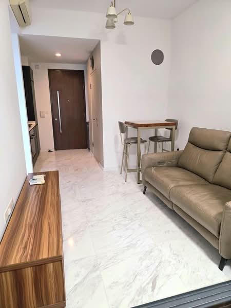 18 Spottiswoode Park Road photo 3