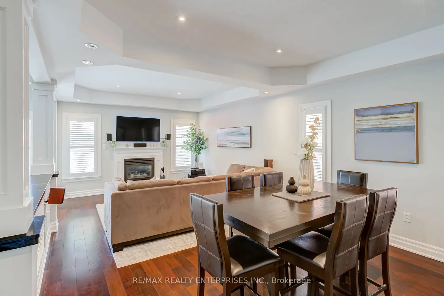 444 Dicenzo Drive photo 5