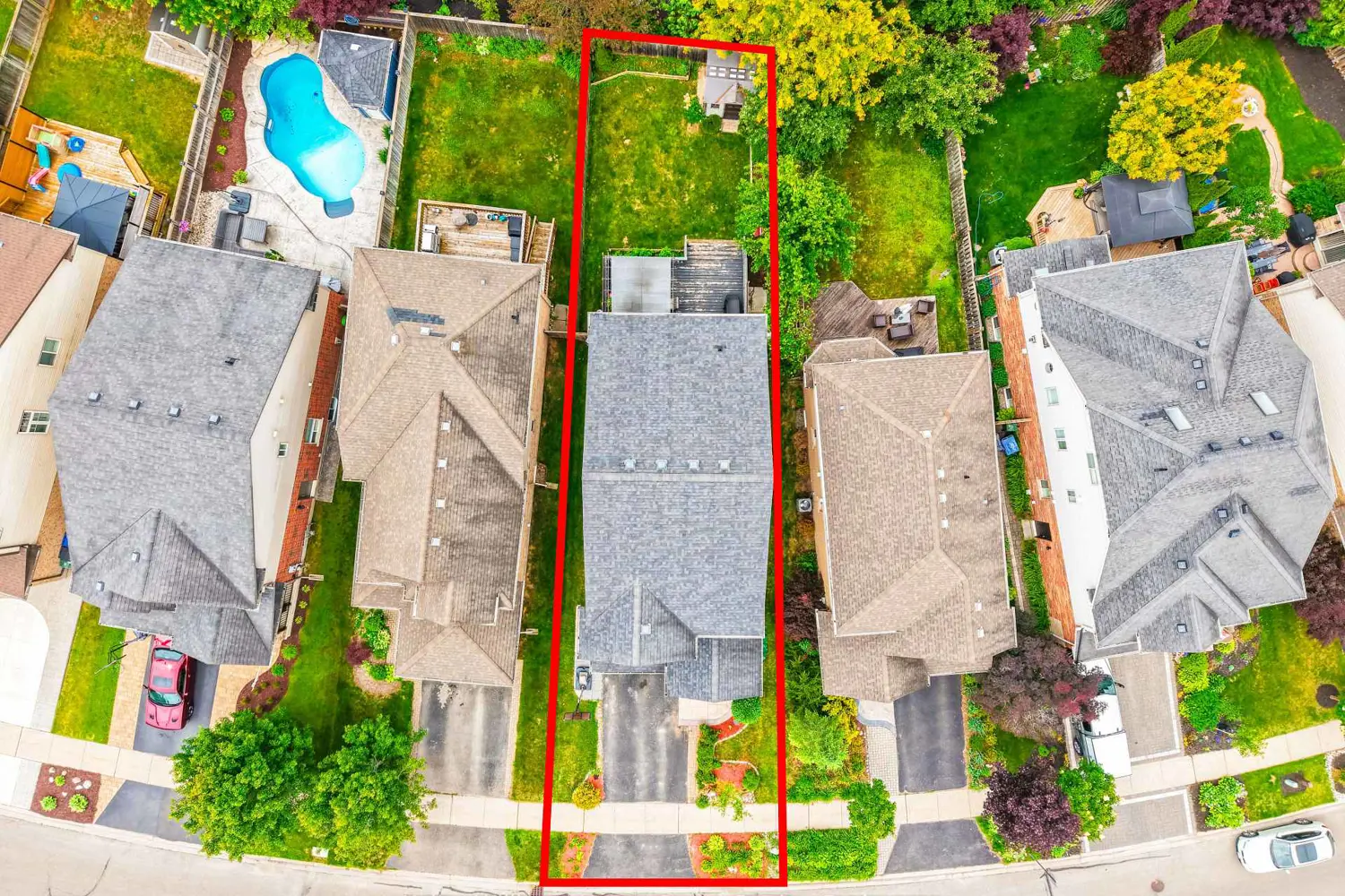 212 Goodwin Drive photo 2