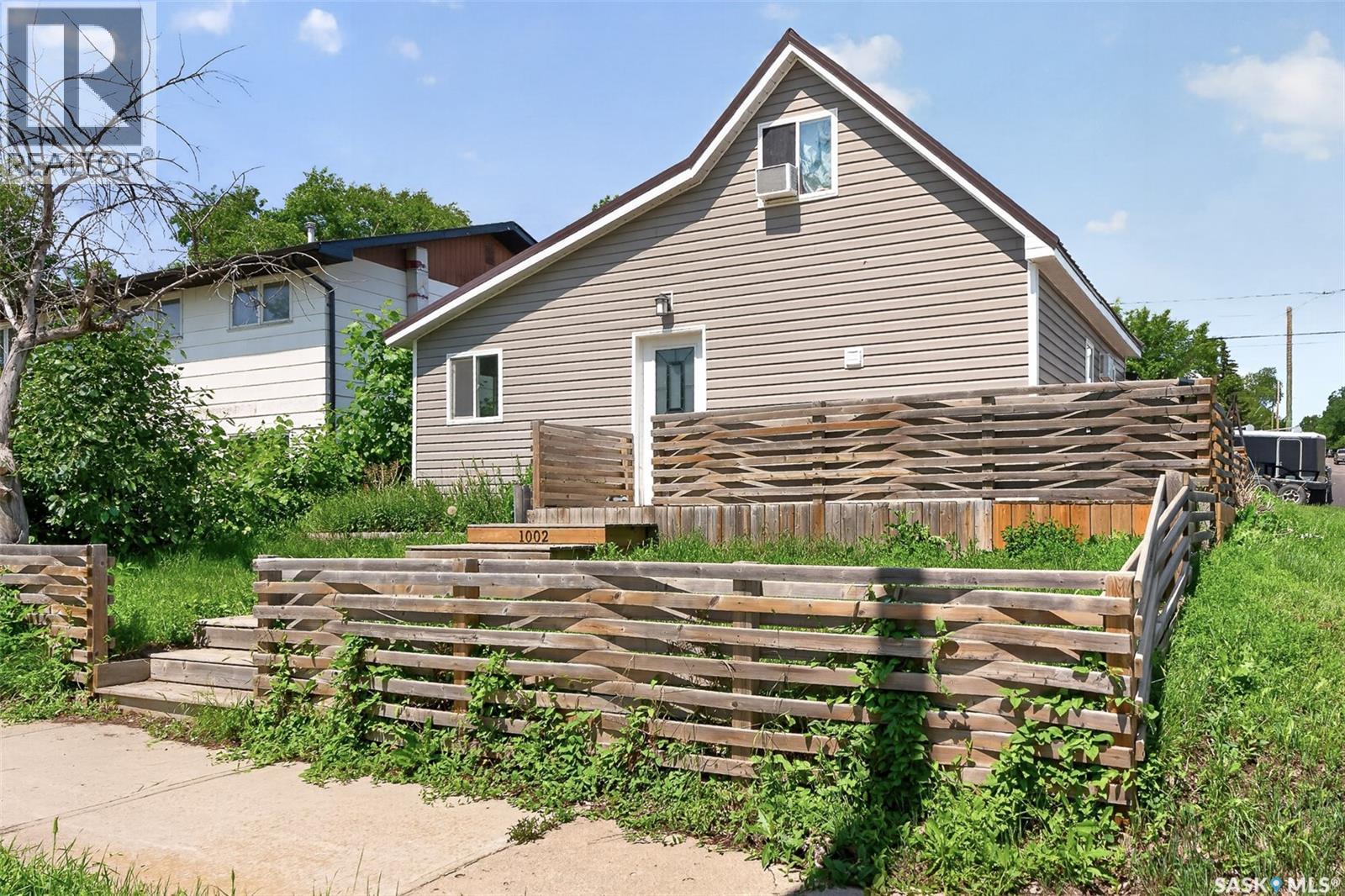 1002 Stadacona STREET W