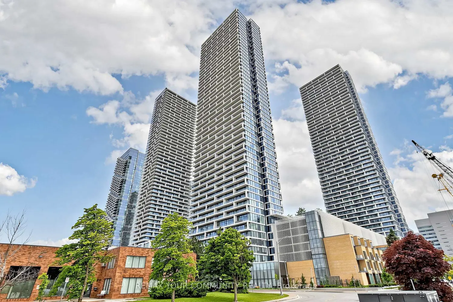 898 Portage Parkway 1503