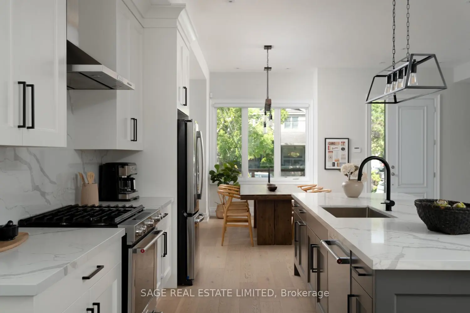 59 Kalmar Avenue photo 3