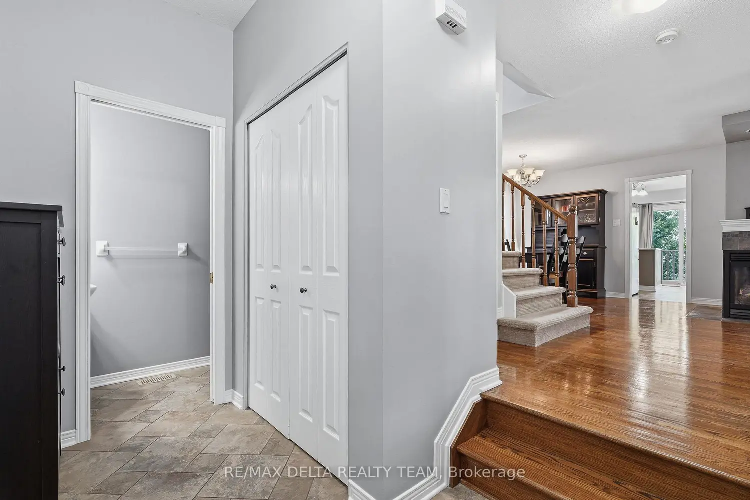 1130 Marchant Drive photo 4