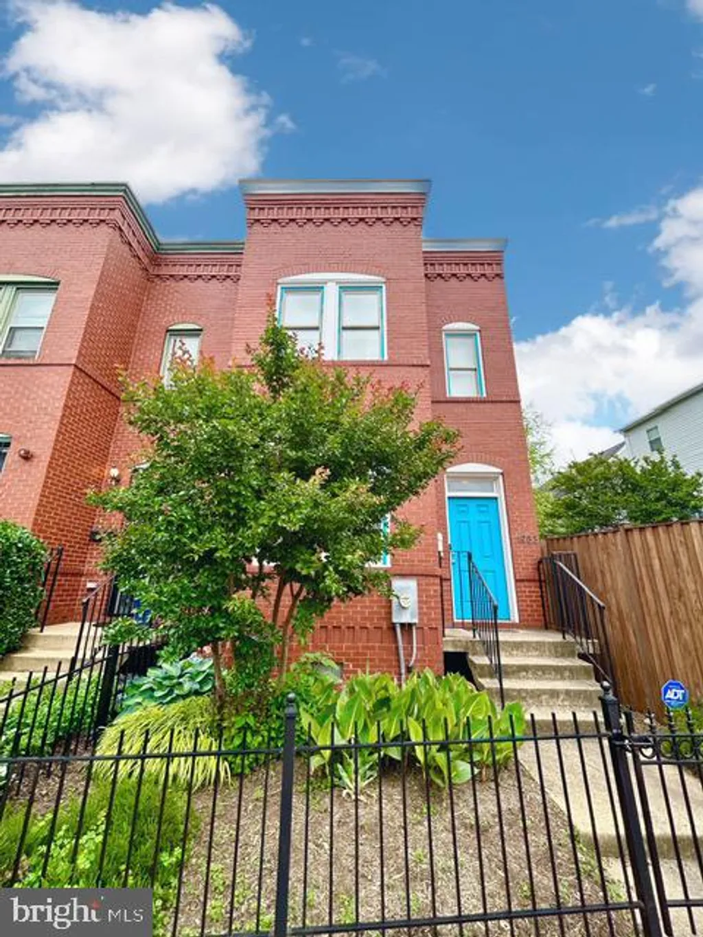 1933 4th Street NW, Washington, DC 20001