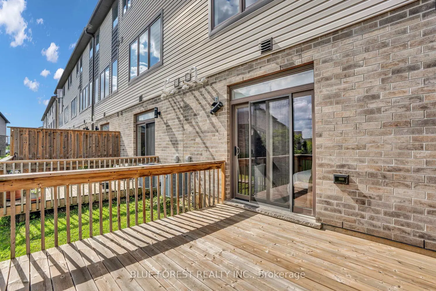 2070 Meadowgate Boulevard 4 photo 5