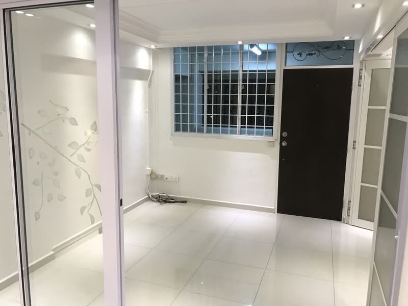 12 Holland Avenue photo 2