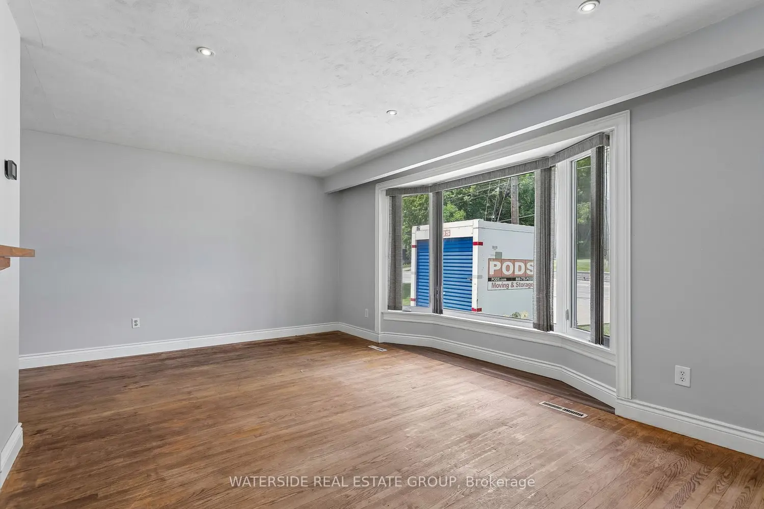 77A Creighton Road photo 3