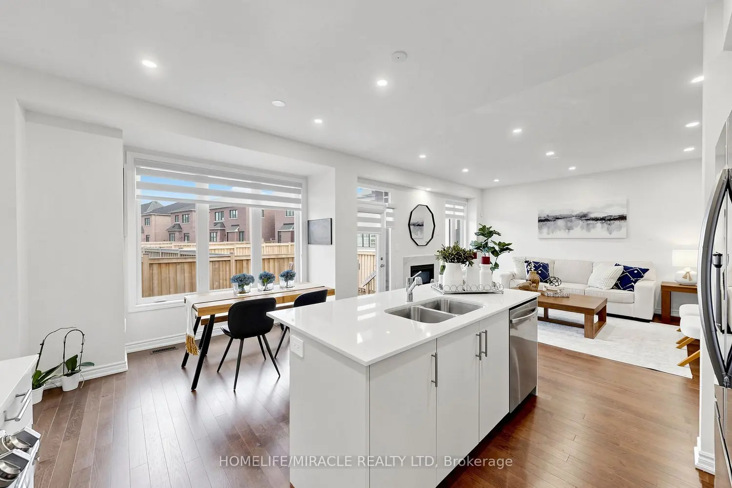 1492 Kitchen Court photo 5