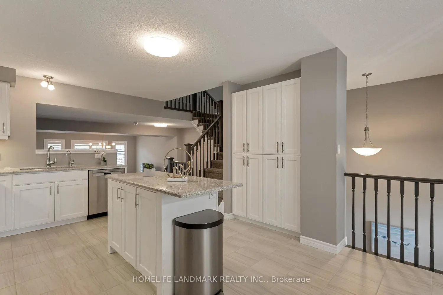 256 Falconridge Drive photo 3