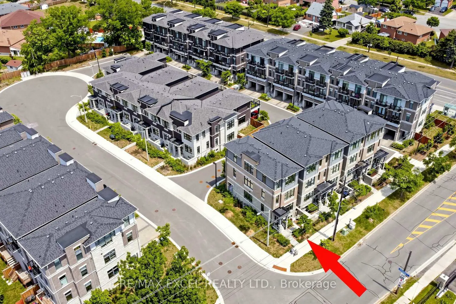 2A Muir Avenue 1