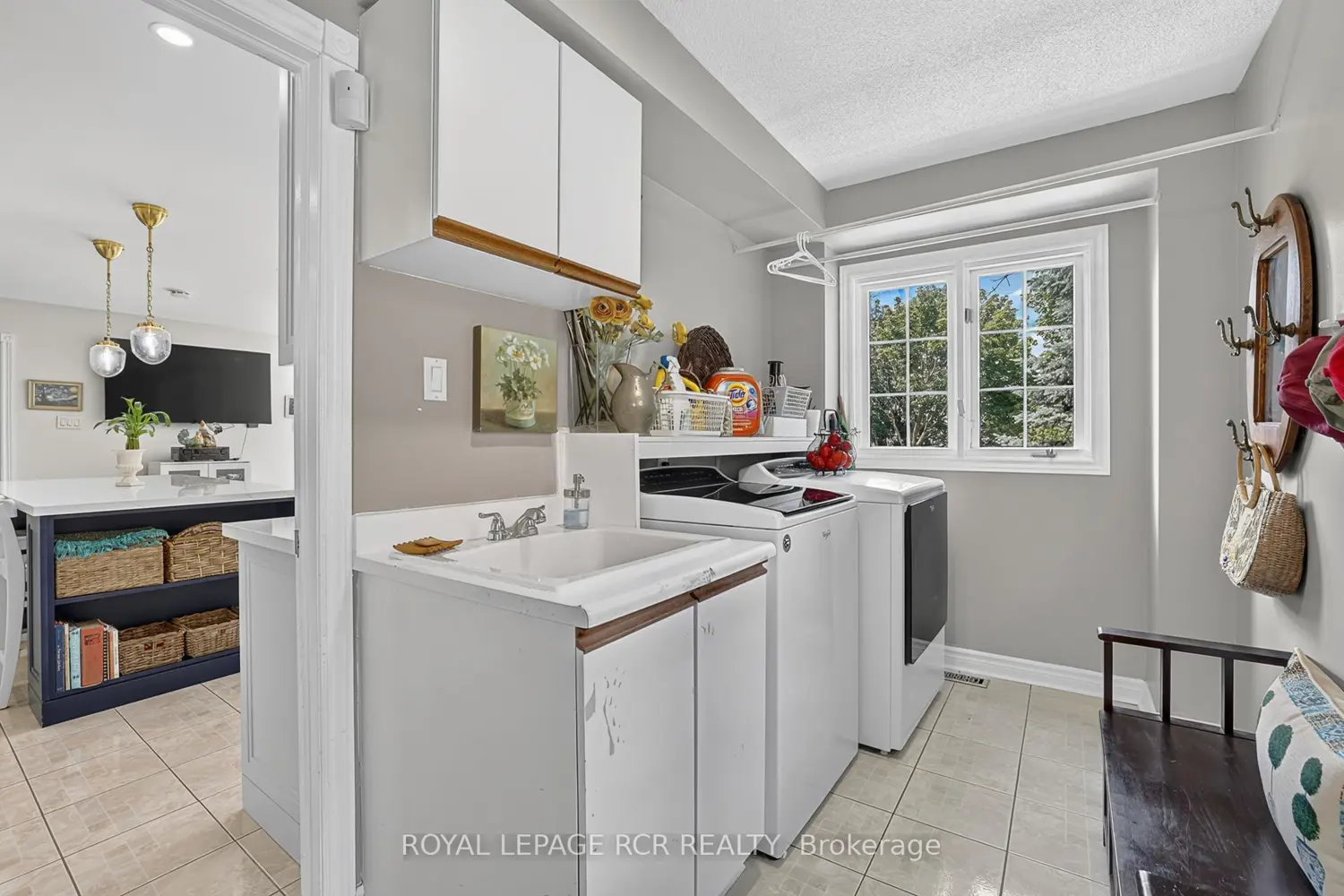713 Exceller Circle photo 5