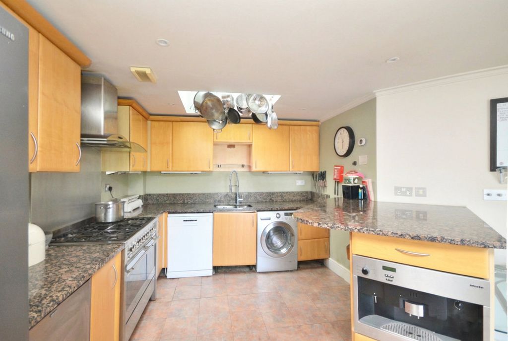 4 bed flat for saleRedcliff Backs, Bristol BS1 photo 5