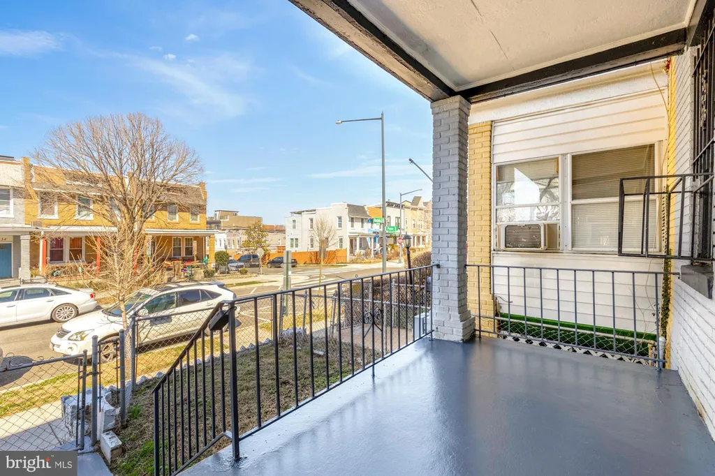 1433 Montello Avenue NE, Washington, DC 20002 photo 4
