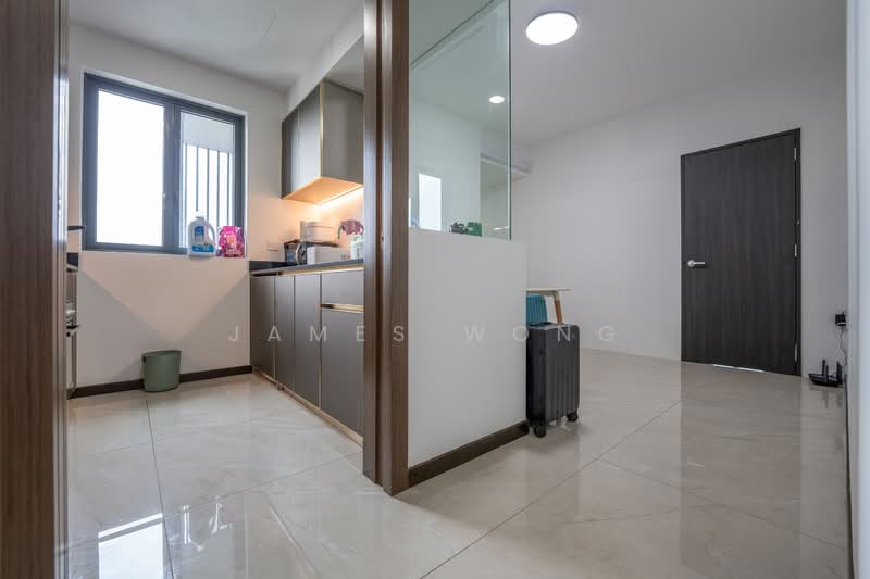 61 Normanton Park photo 2