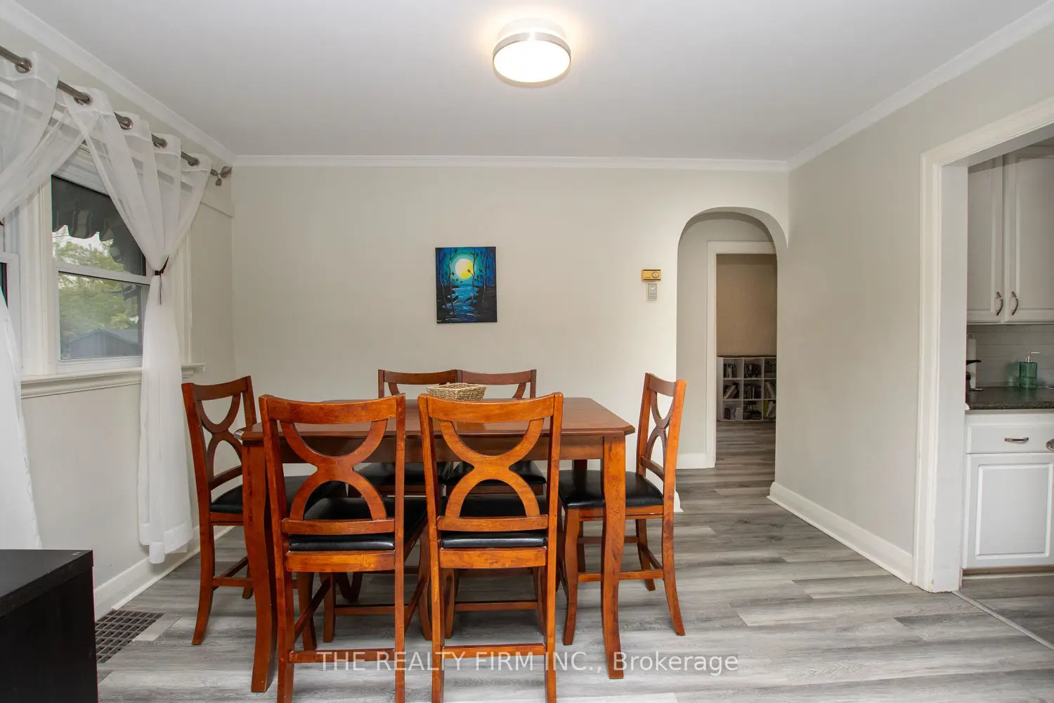 1319 Wilton Avenue photo 2