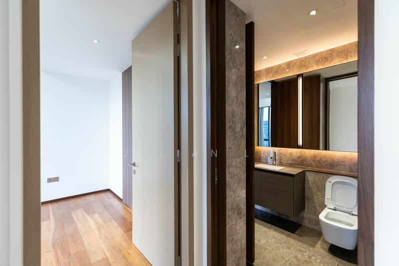 28 Leedon Heights photo 4