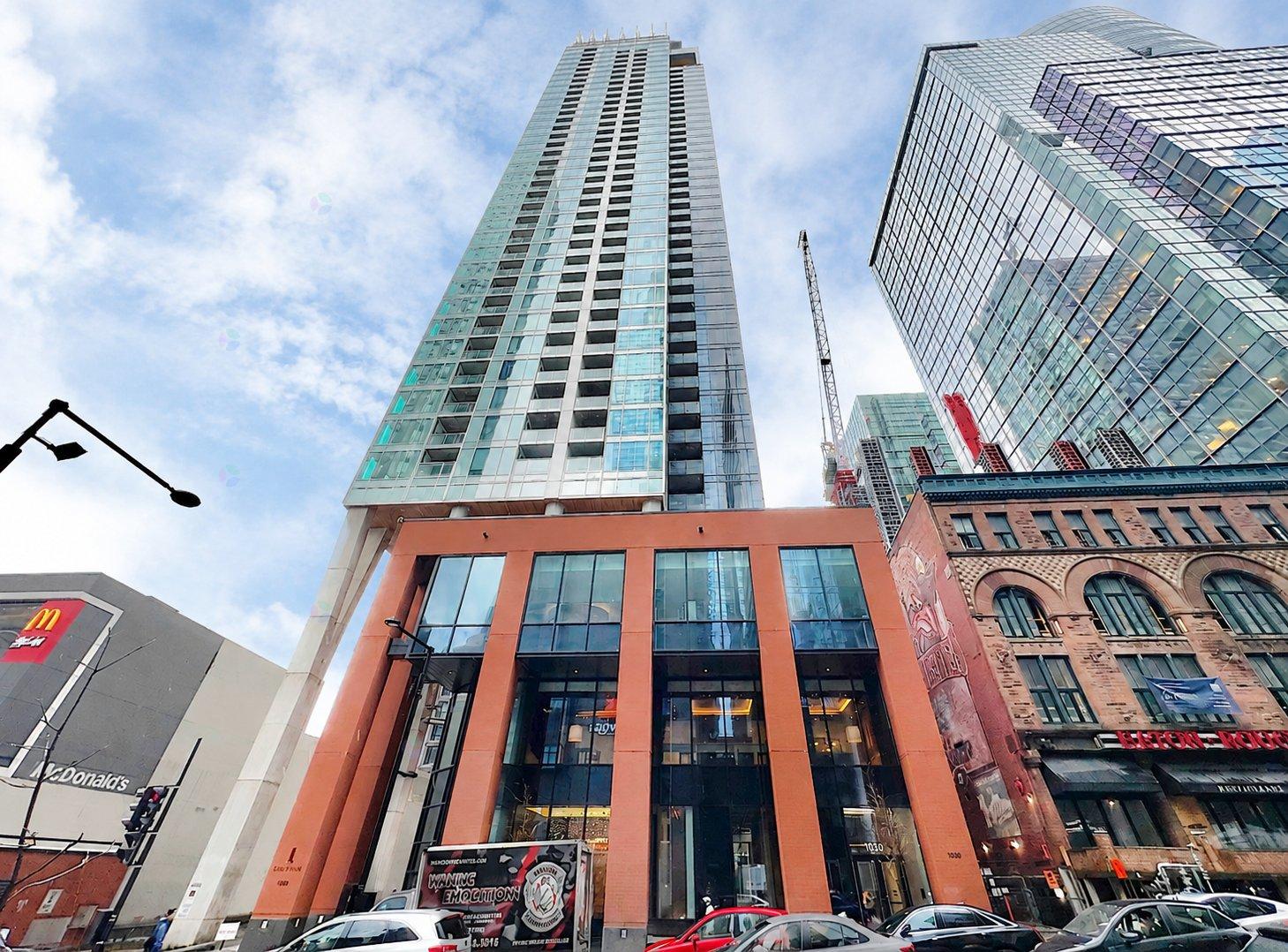 1020 Rue de la Montagne
