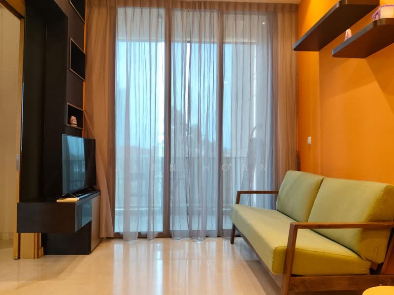 10 Bedok Rise