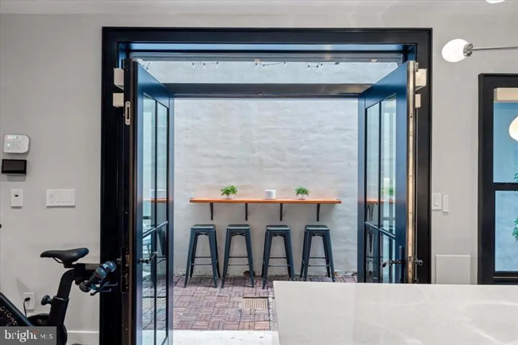 1429 W Street NW Unit 1, Washington, DC 20009