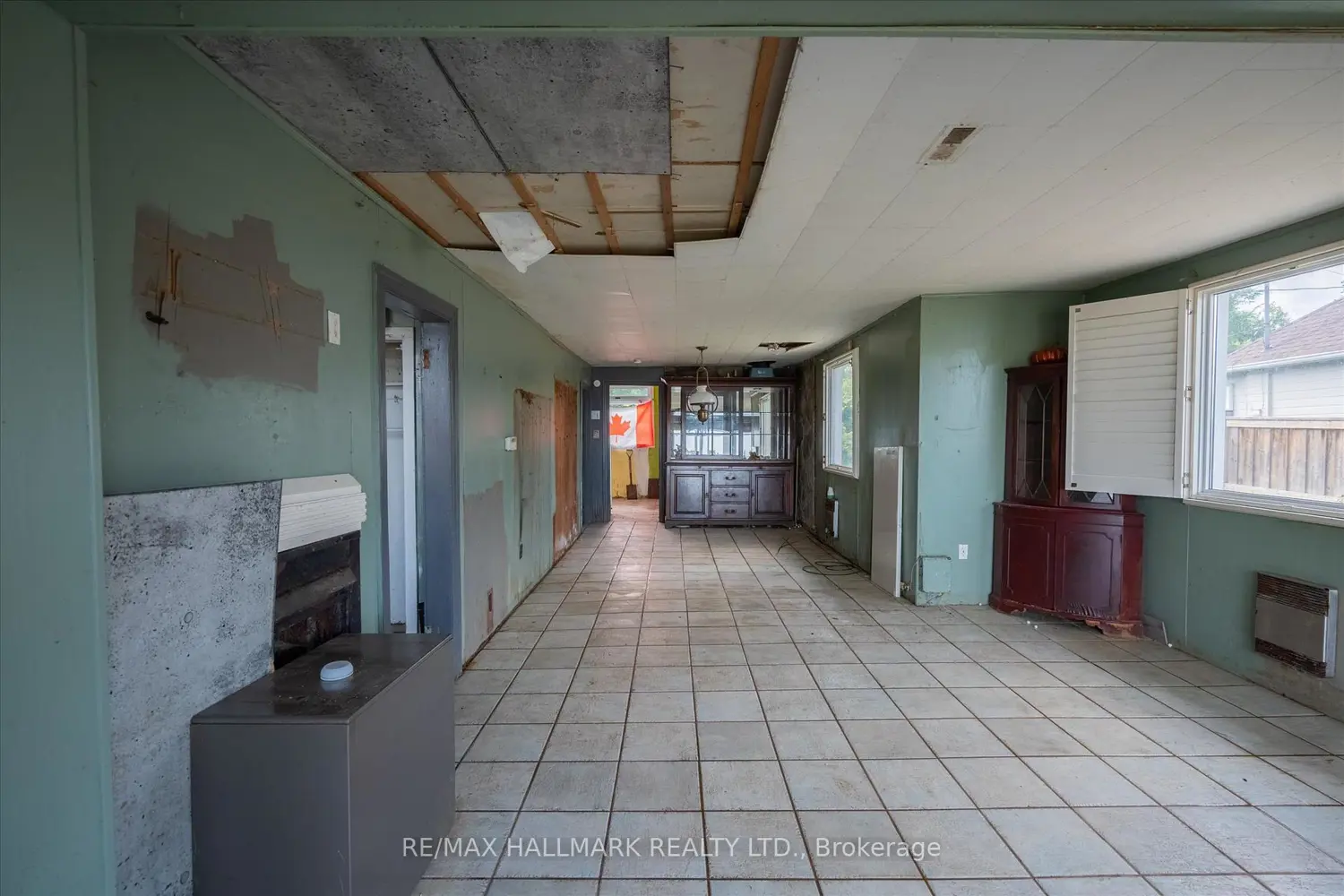 2329 Crystal Beach Road photo 4