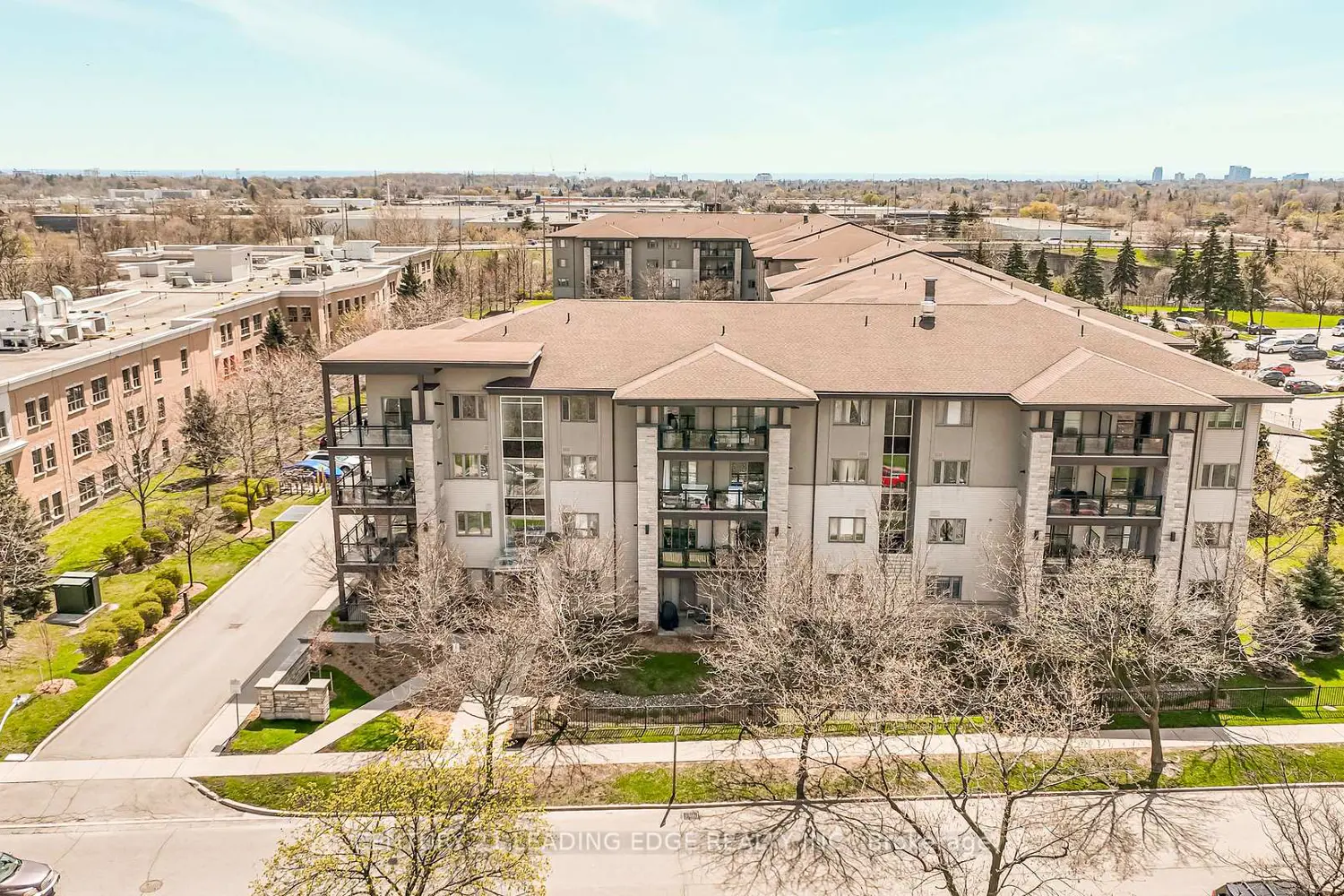 570 Lolita Gardens 421
