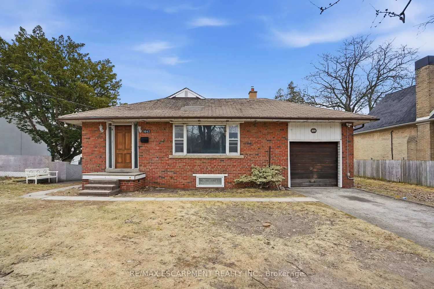 1643 Glenburnie Road photo 5