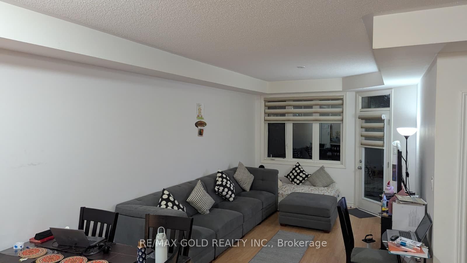 3-02-2420 Baronwood Drive, Oakville, ON, L6M 0X6