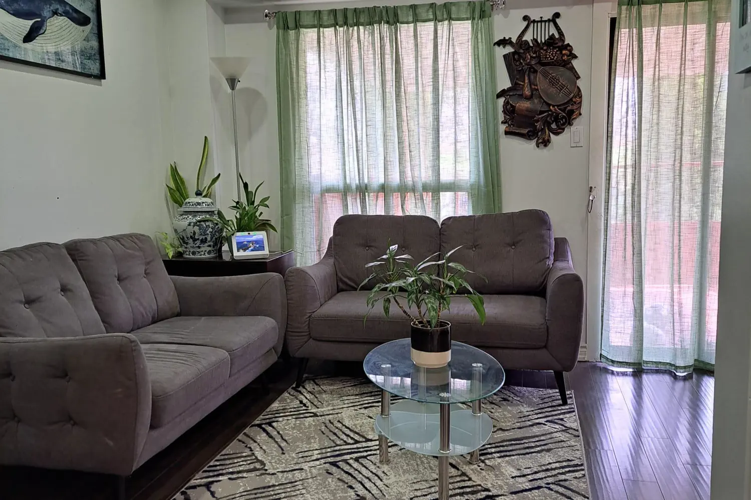 55 Shepmore Terrace photo 2