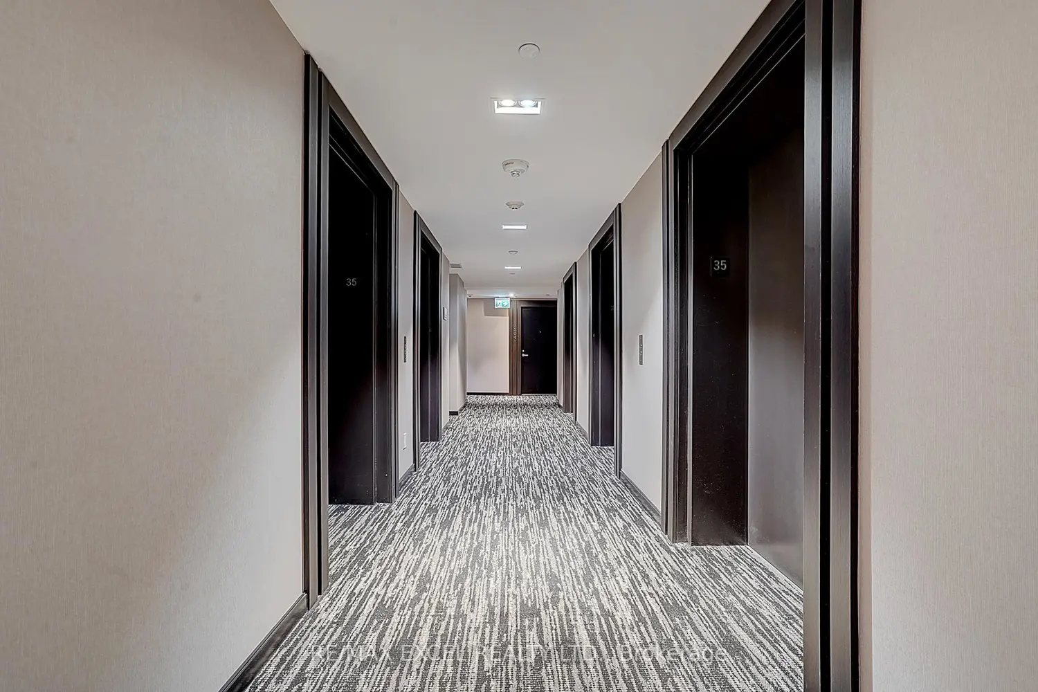 501 Yonge Street 3509 photo 3