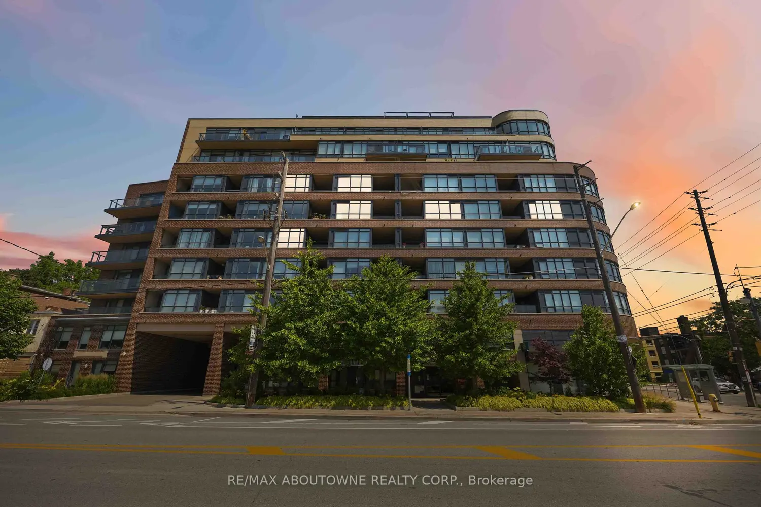 11 Superior Avenue 904