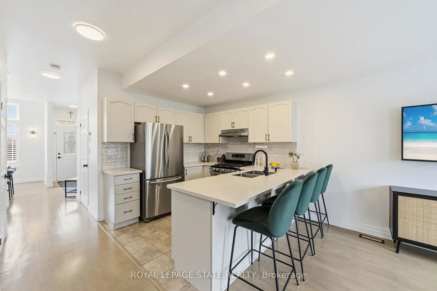 92 Benziger Lane photo 3