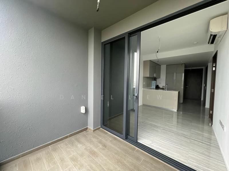916 Sims Avenue photo 3