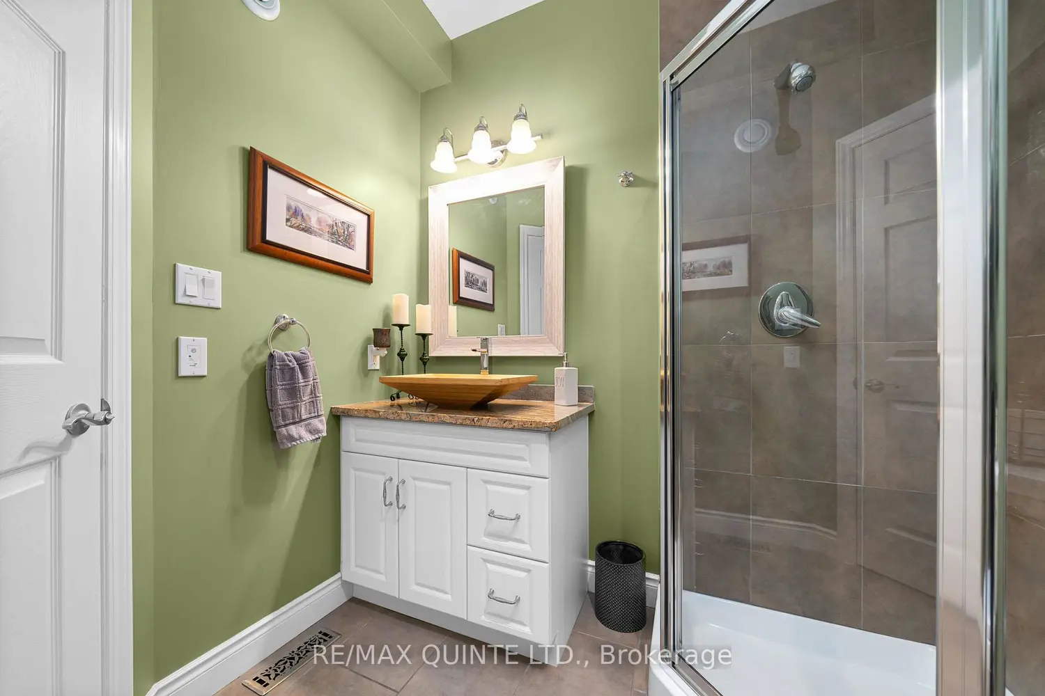 24 Gracefield Lane photo 5