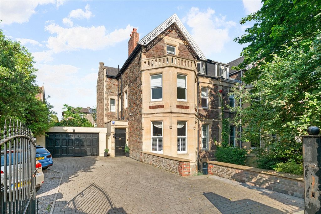 7 bed end terrace house for saleEaton Crescent, Clifton, Bristol BS8