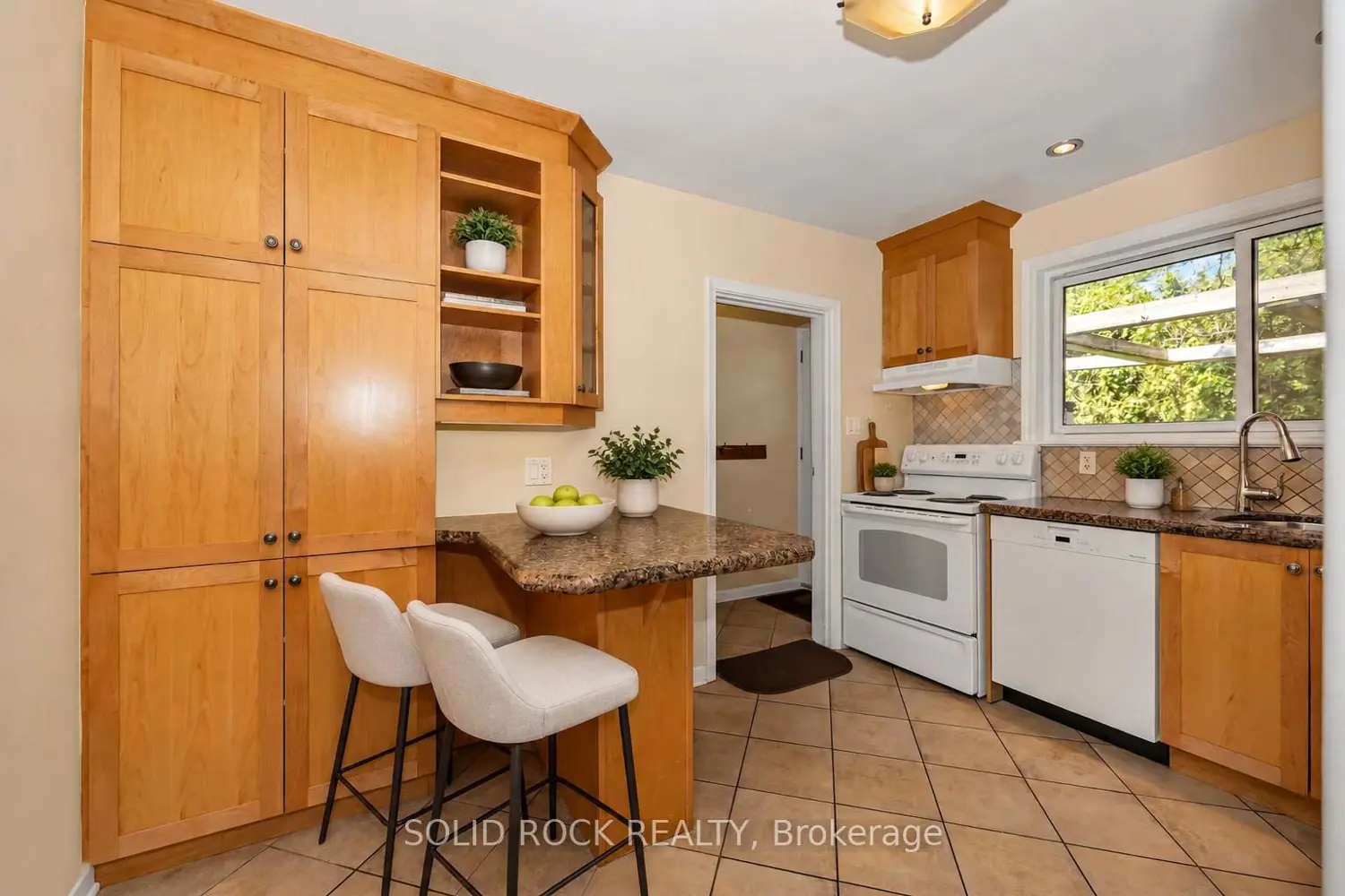 1235 Major Street photo 2