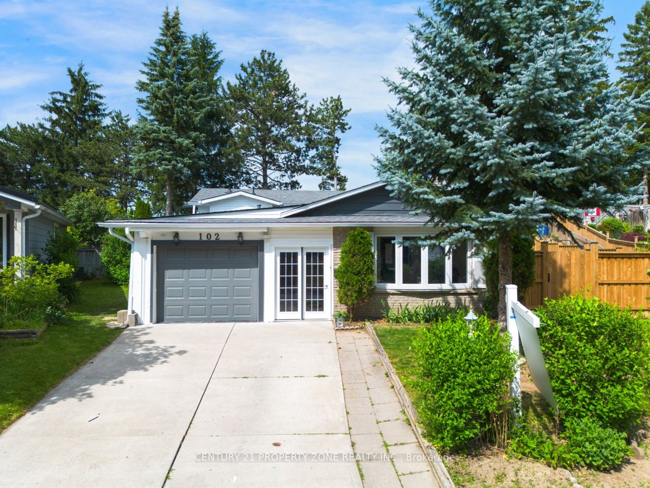 102 Hickory Heights Crescent, Kitchener, ON, N2N 1H4