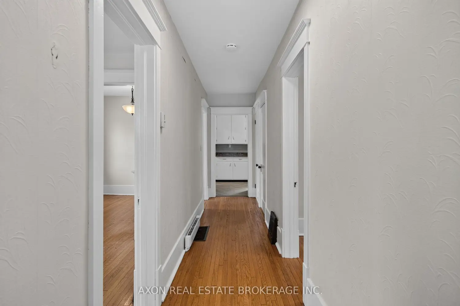 497 Alfred Street photo 3
