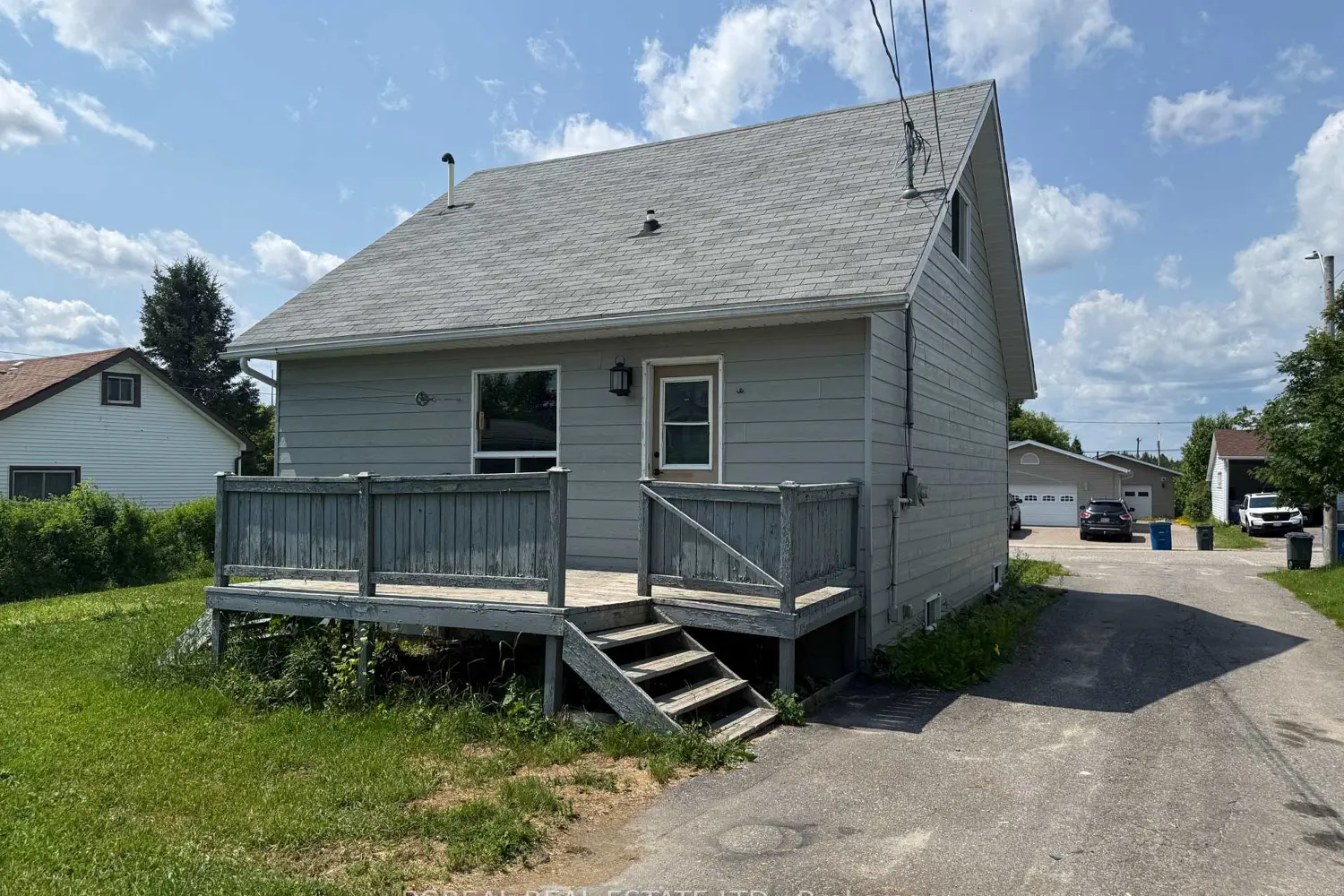 340 Second Avenue photo 3
