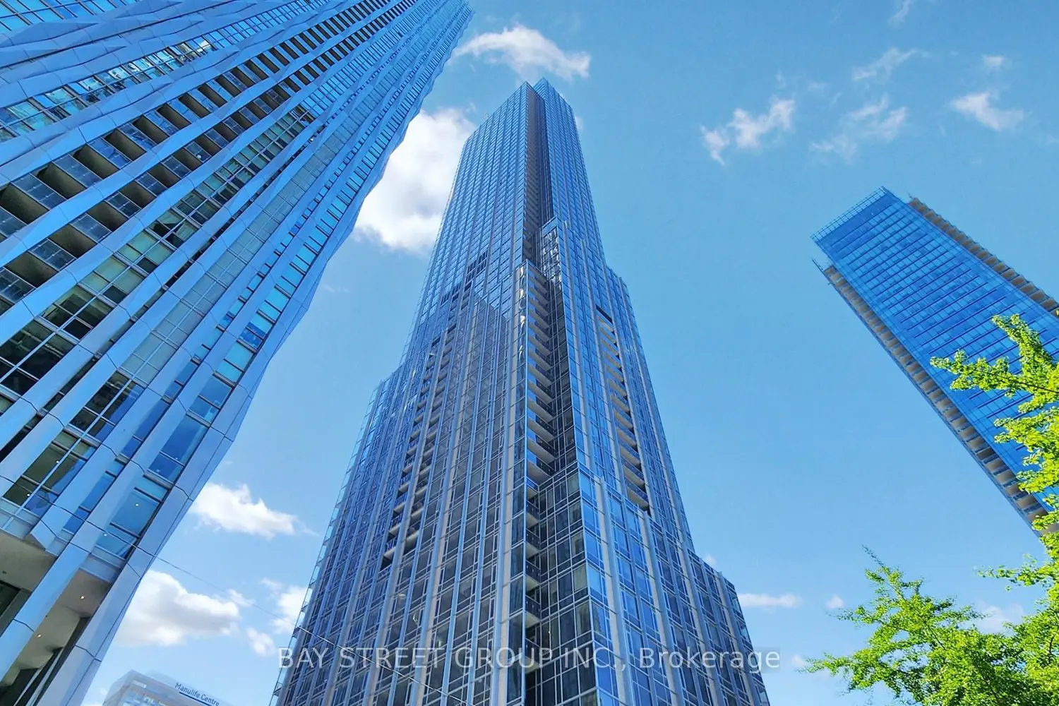 11 Yorkville Avenue 2312