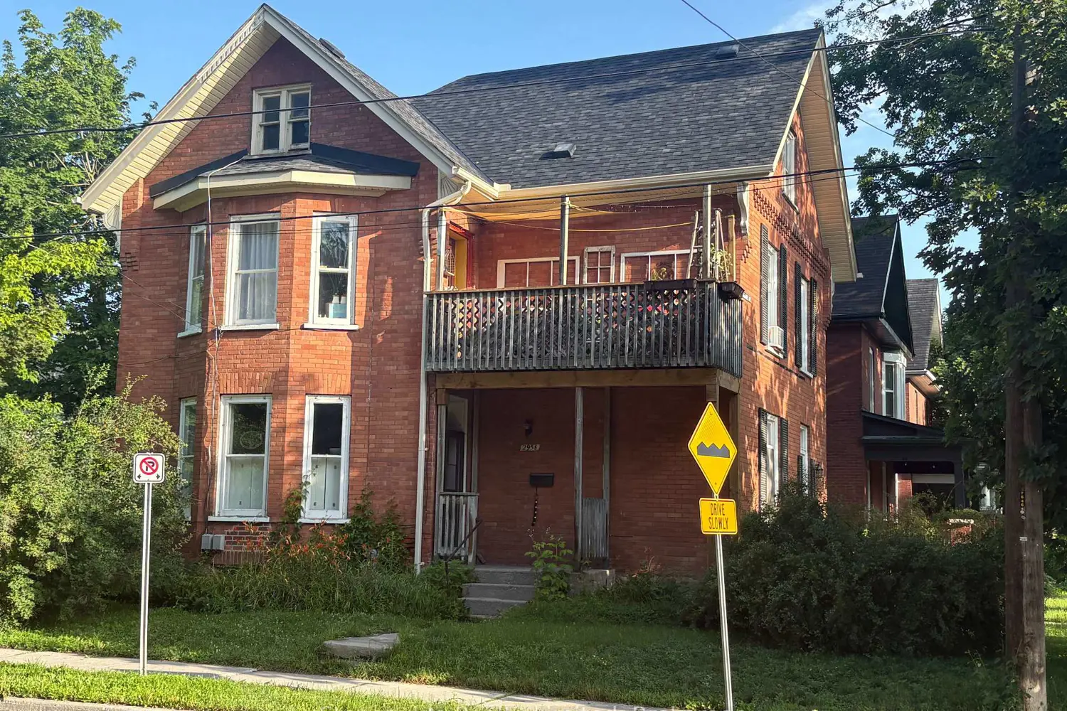 295 Margaret Avenue photo 2
